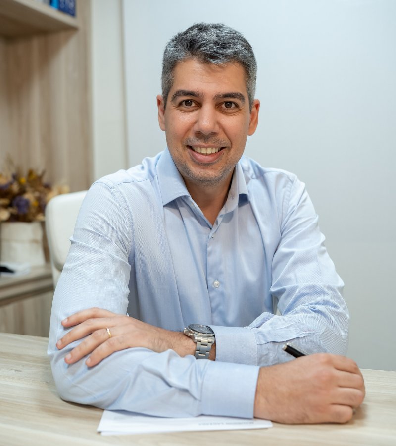 Dr. Mauricio Lacerda 19